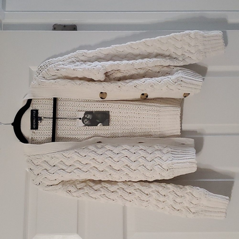 Cardigan button up Kendall+ Kylie